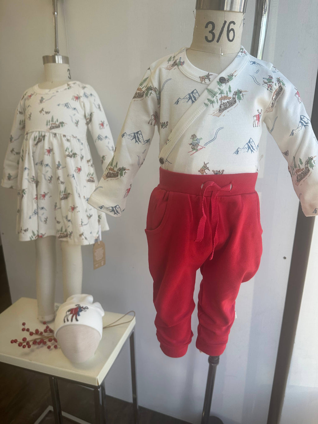 Baby kid lounge organic pants | scarlet red