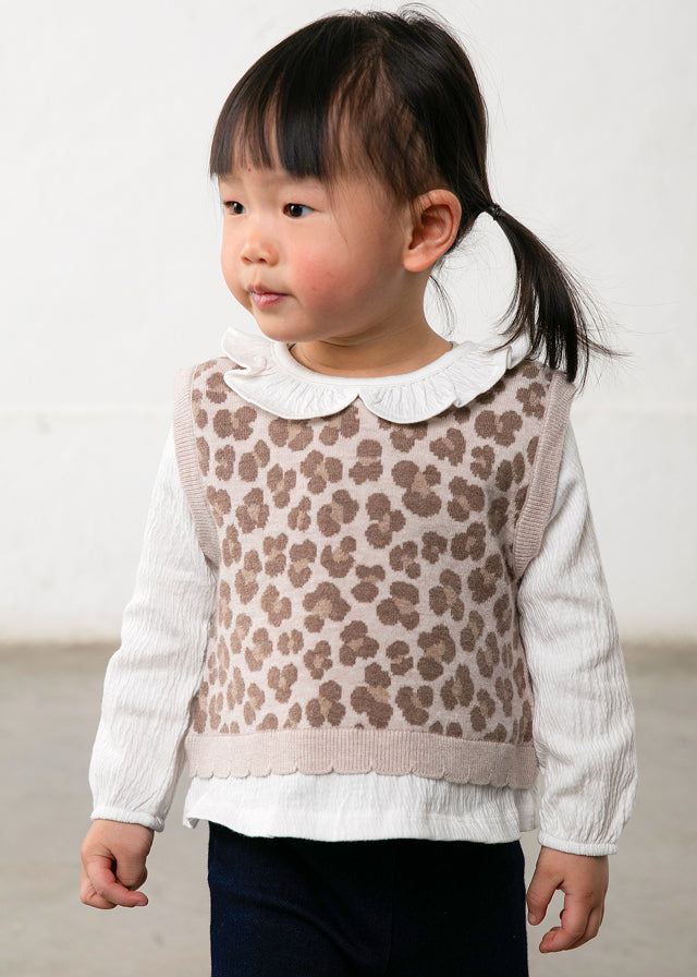 Attached vest pants set