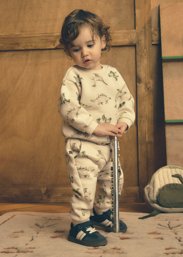 Patterned pants