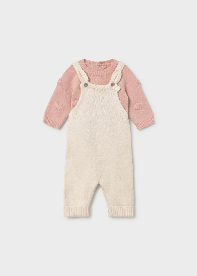 overal and sweater set