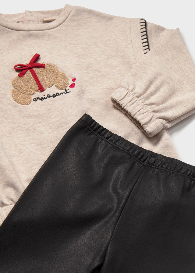 Pullover and leggings set
