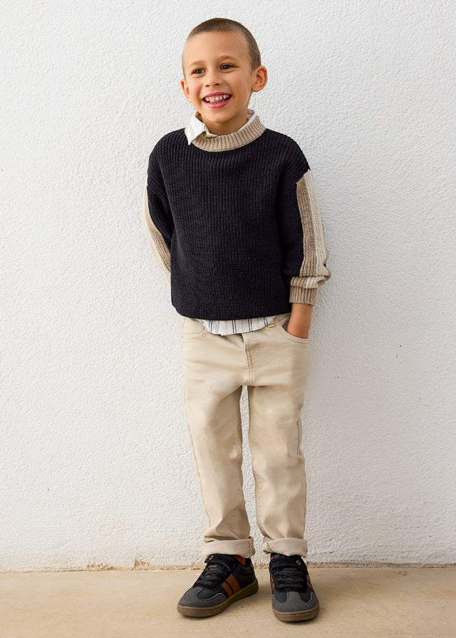 Contrast-detail sweater