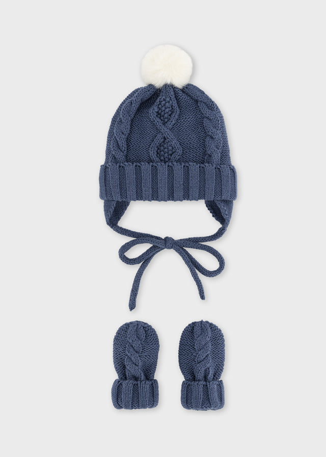 Hat & mittens set