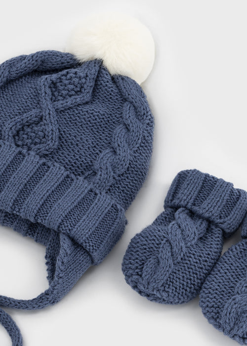 Hat & mittens set