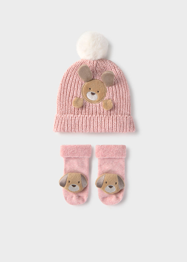 hat and socks set