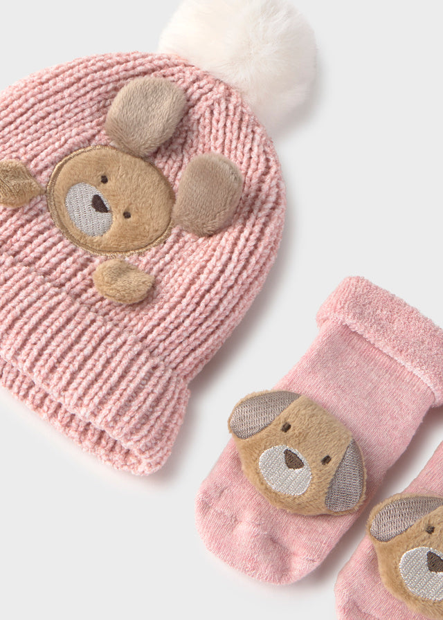hat and socks set