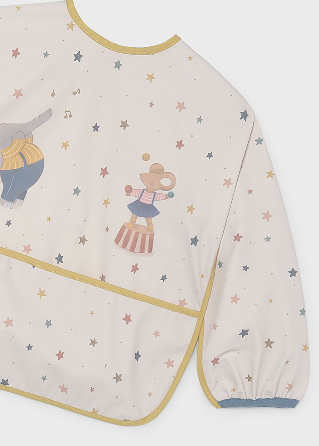 bib with sleeves