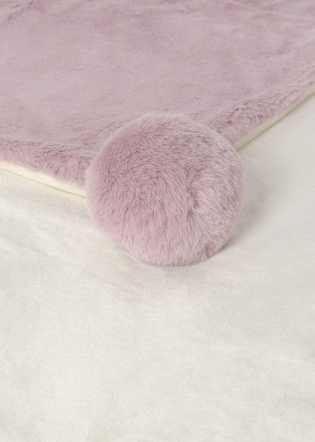 pom pom blanket
