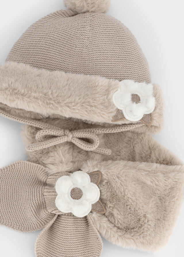 Faux fur hat & scarf set