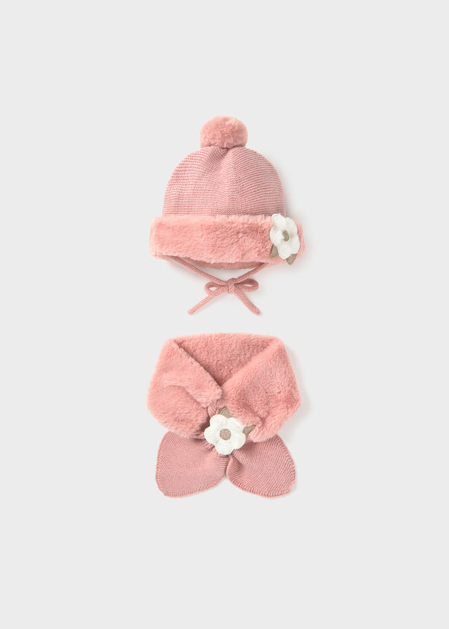 Faux fur hat & scarf set