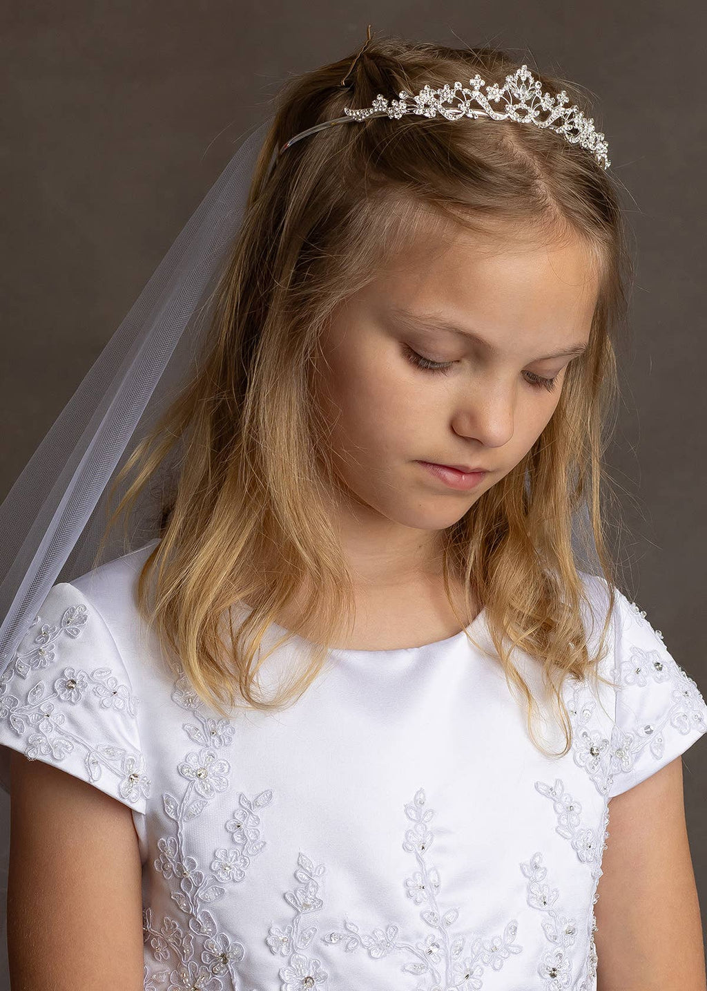 1" Rhinestone Tiara With Bow Beaded Pearl Veil Clip