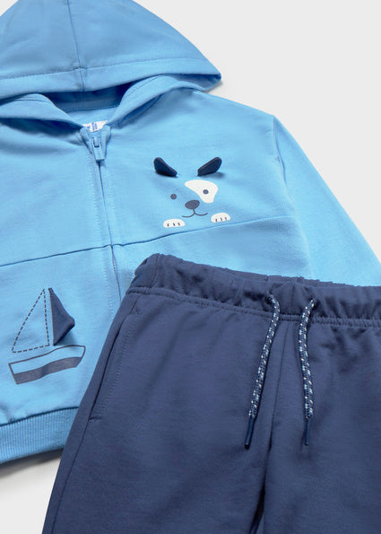 Tracksuit with shirt
