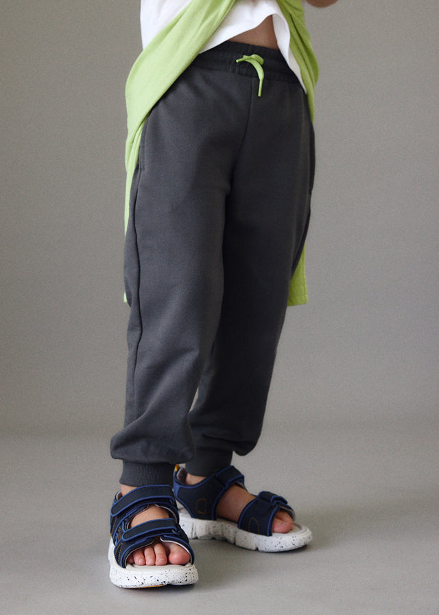 4 pc tracksuit w/ shirt