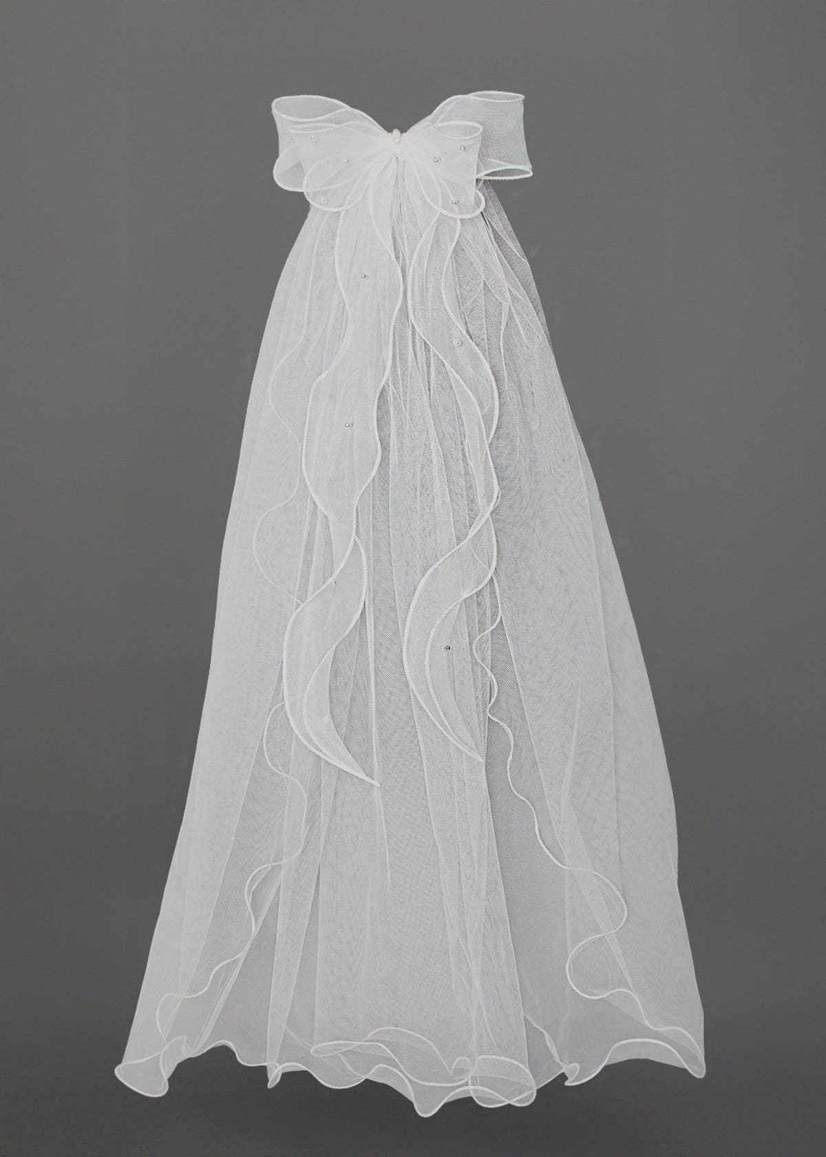 Beaded Pearl Tulle Veil with Bow Detail