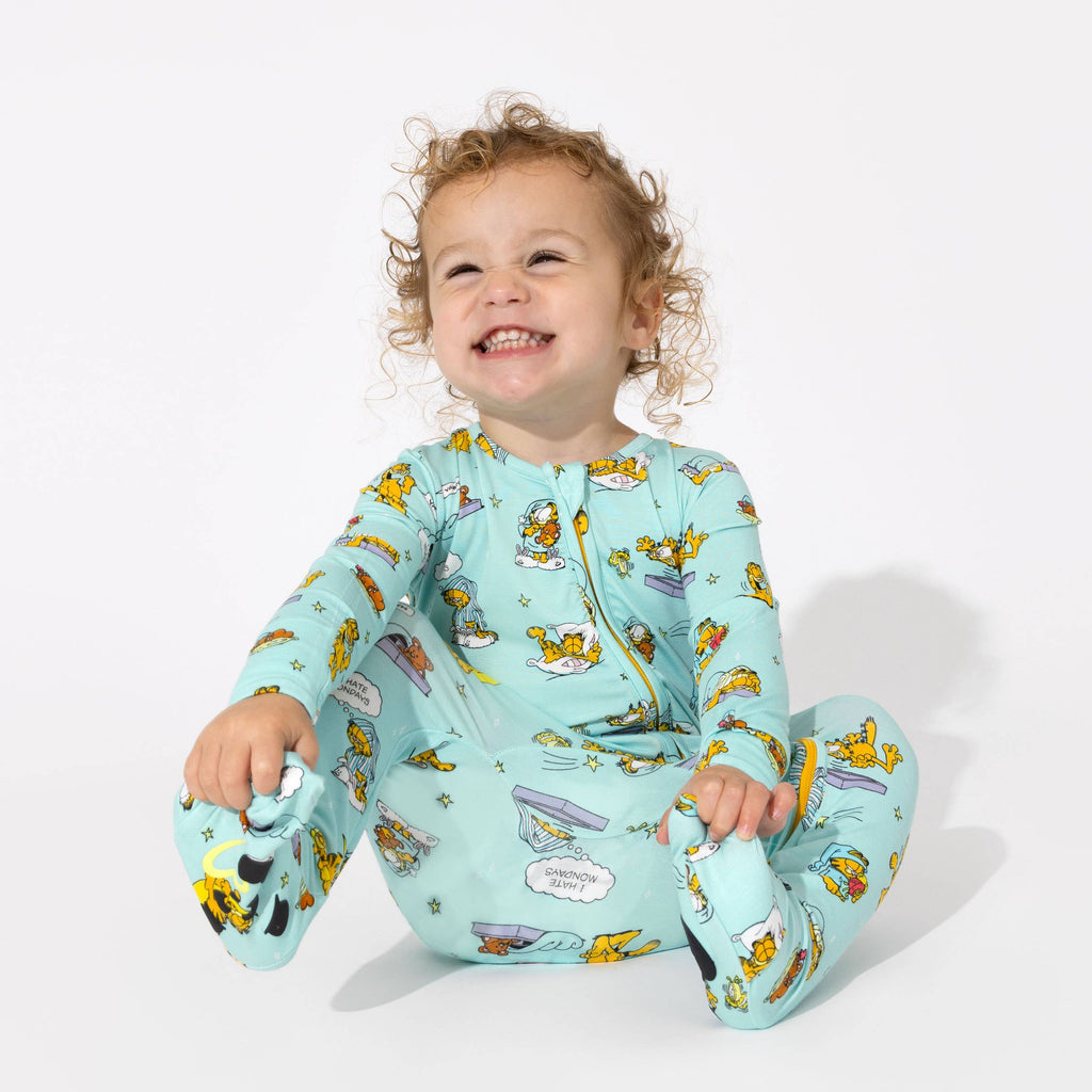 Garfield: Lazy Mondays Bamboo Convertible Footie