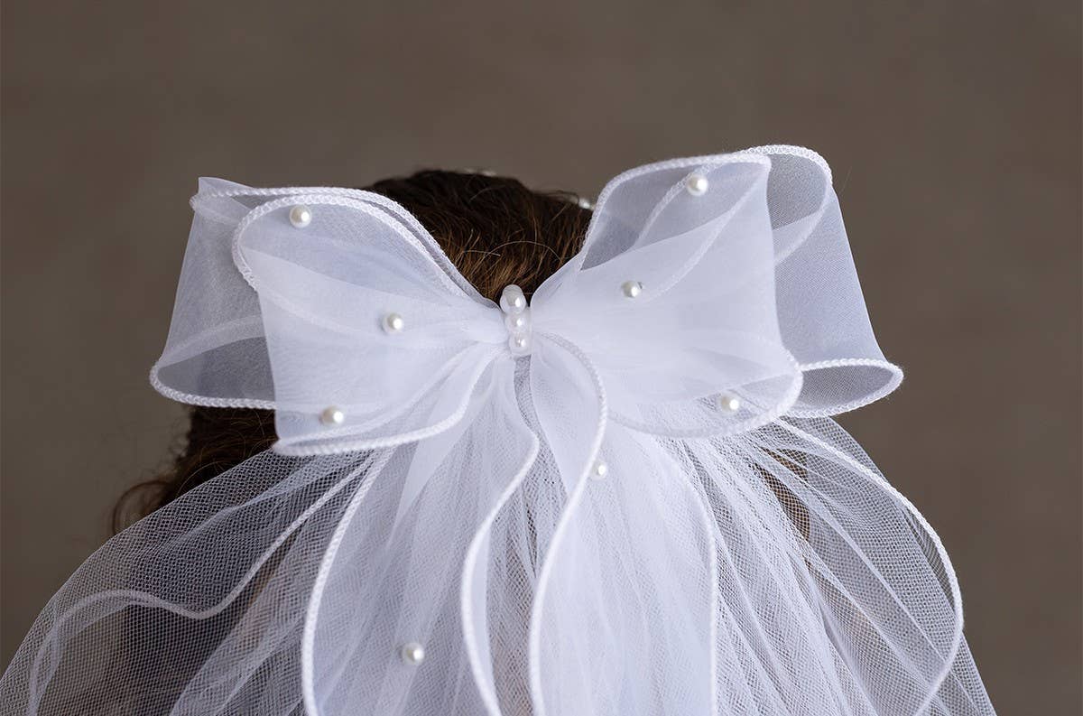 Beaded Pearl Tulle Veil with Bow Detail